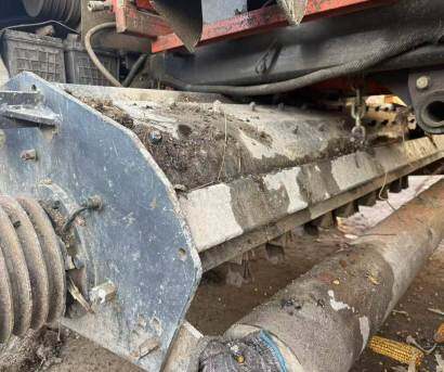 英虎四行玉米收割机。