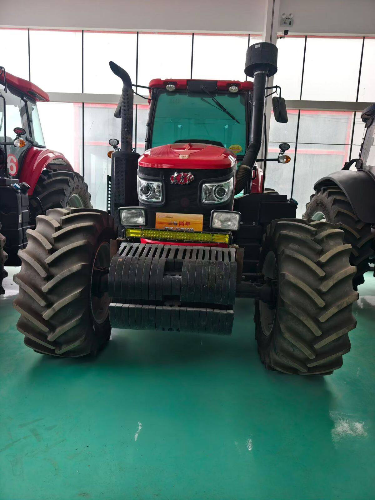 东方红LXA2304-1拖拉机