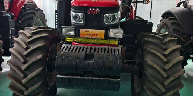 东方红LXA2304-1拖拉机