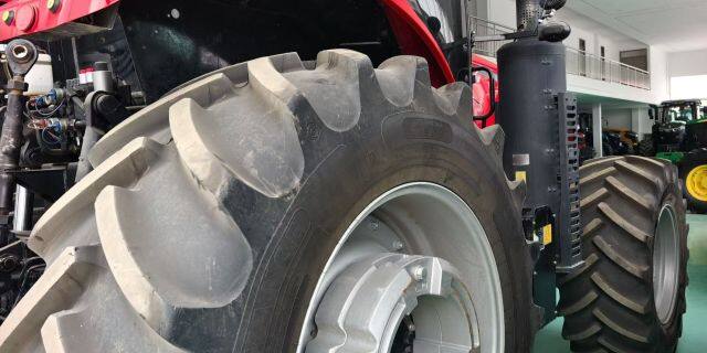 东方红LXA2304-1拖拉机