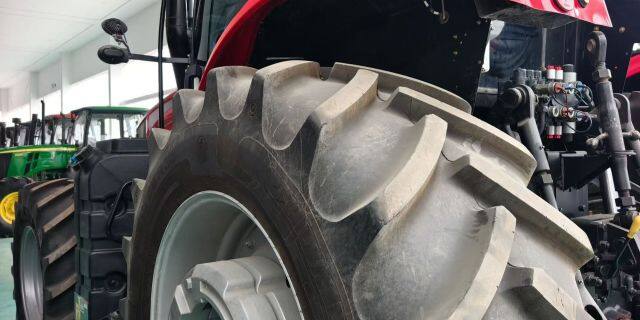 东方红LXA2304-1拖拉机