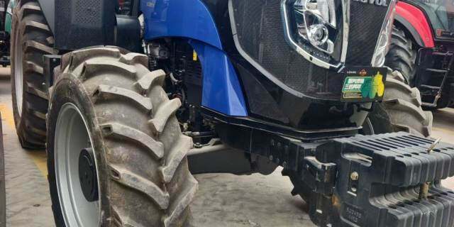 雷沃M1504-5R拖拉机