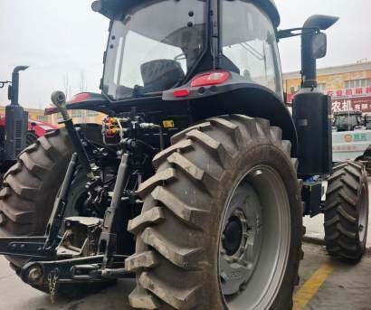 雷沃M1504-5R拖拉机