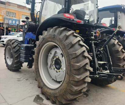 雷沃M1504-5R拖拉机