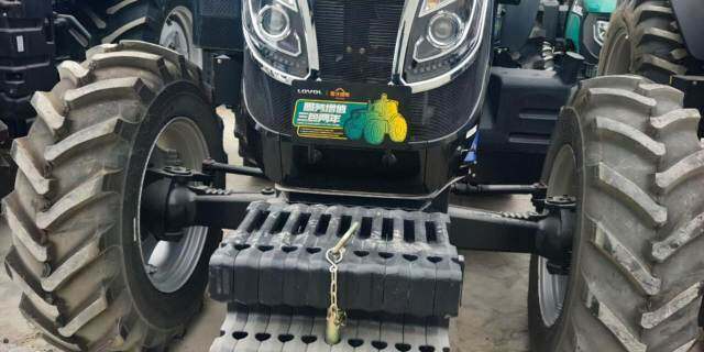 雷沃M1604-5R(G4)拖拉机