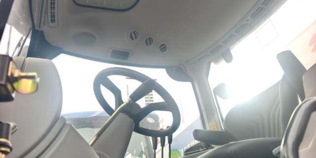 雷沃M1604-5R(G4)拖拉机