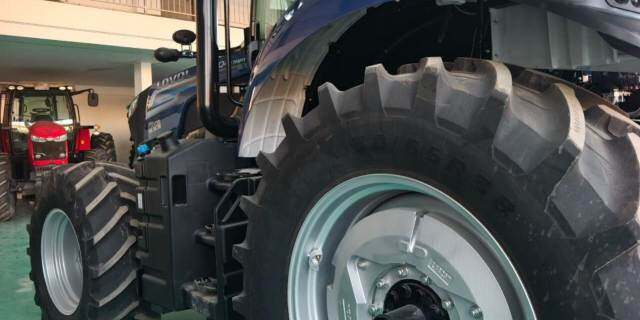 雷沃M2204-7RP1拖拉机