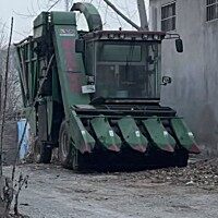 乐为农4YZQ-4B四行茎穗兼收玉米收割机