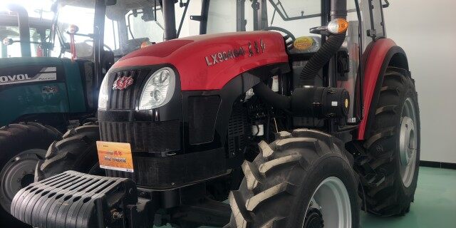 东方红LX904(G4)拖拉机