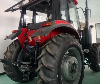 东方红LX904(G4)拖拉机