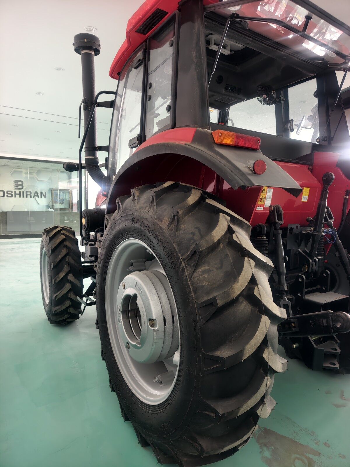 东方红LX904(G4)拖拉机