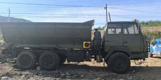 陕汽2153改装撒粪车