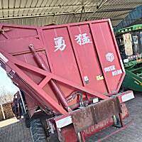 勇猛4YZ-5G玉米收割机