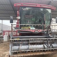 东方红4LZ-9B1(G4)自走式谷物联合收割机