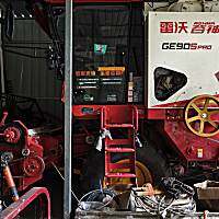 雷沃谷神GE90SPRO轮式谷物收获机