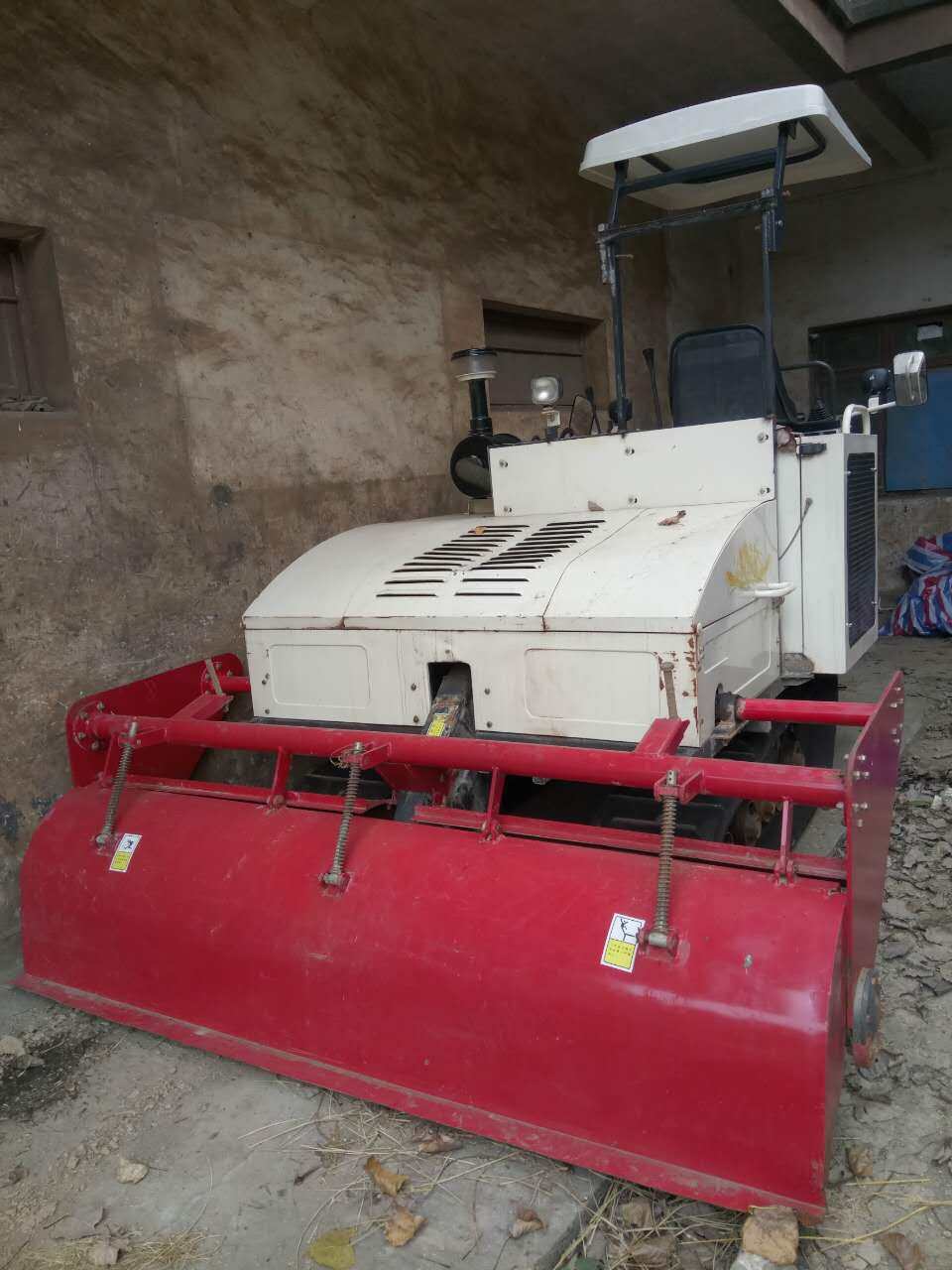 出售2016年沃得履带旋耕机