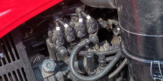 东方红ME704-N拖拉机