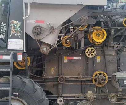 谷王TK100MAX縱軸流谷物聯(lián)合收割機