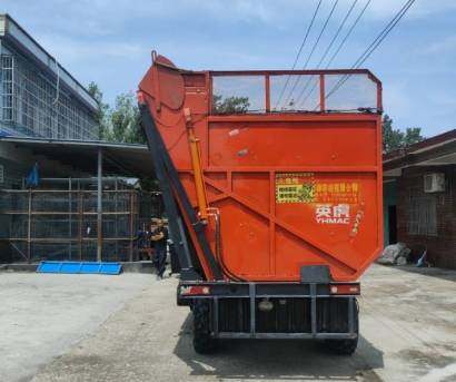 英虎玉米收割機(jī)