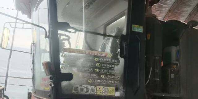 英虎玉米收割机