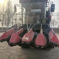 英虎玉米收割機