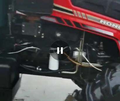 宏力HL1804G拖拉機(jī)