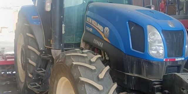 纽荷兰T1404B拖拉机