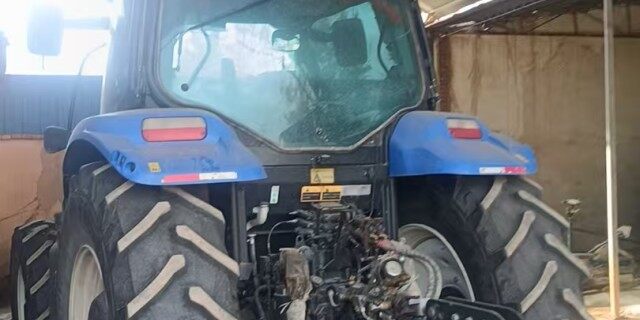 纽荷兰T1404B拖拉机