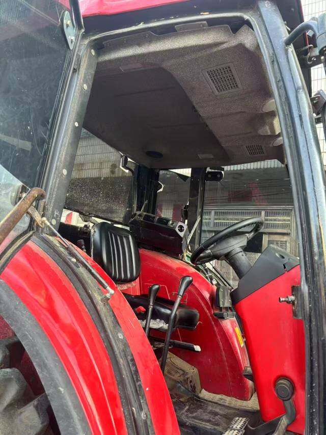 东方红LX804轮式拖拉机