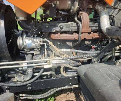 英軒YJ2004輪式拖拉機(jī)