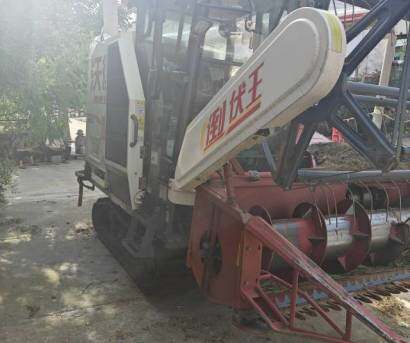沃得收割機