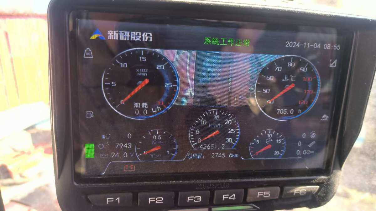 牧神4YZB-5AS自走式玉米收割机