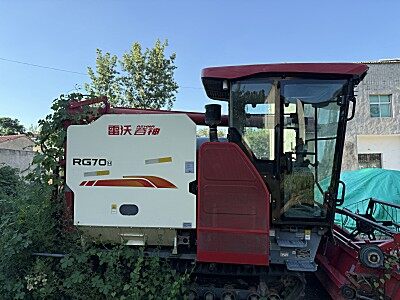 雷沃谷神RG70神领航谷物联合收获机
