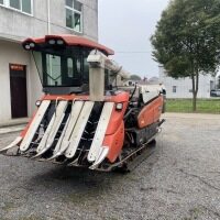 久保田4LBZ-172B(PRO888GM)(G4)半喂入履帶式收割機(jī)