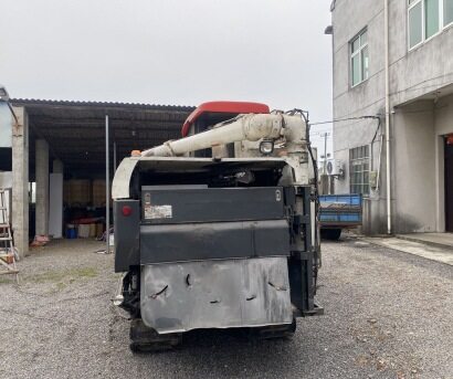 久保田4LBZ-172B(PRO888GM)(G4)半喂入履帶式收割機
