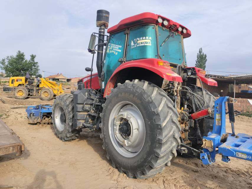 东方红LX2204拖拉机