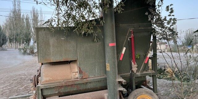 石河子广兴4ZGJT-1500打瓜捡拾脱籽机