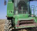 约翰迪尔C440联合收割机