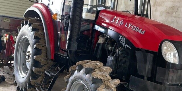 东方红LY1304D拖拉机