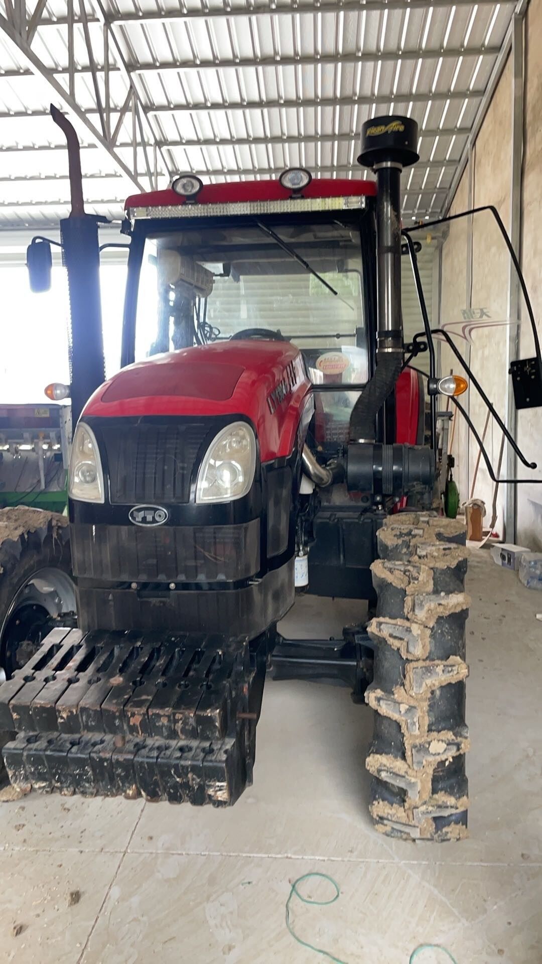 东方红LY1304D拖拉机