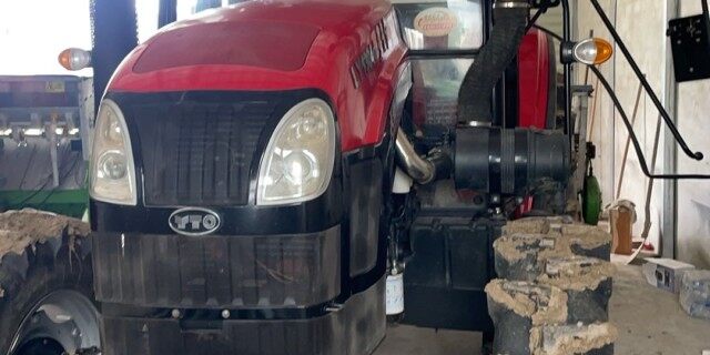 东方红LY1304D拖拉机