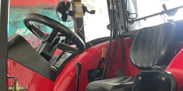 东方红LY1304D拖拉机