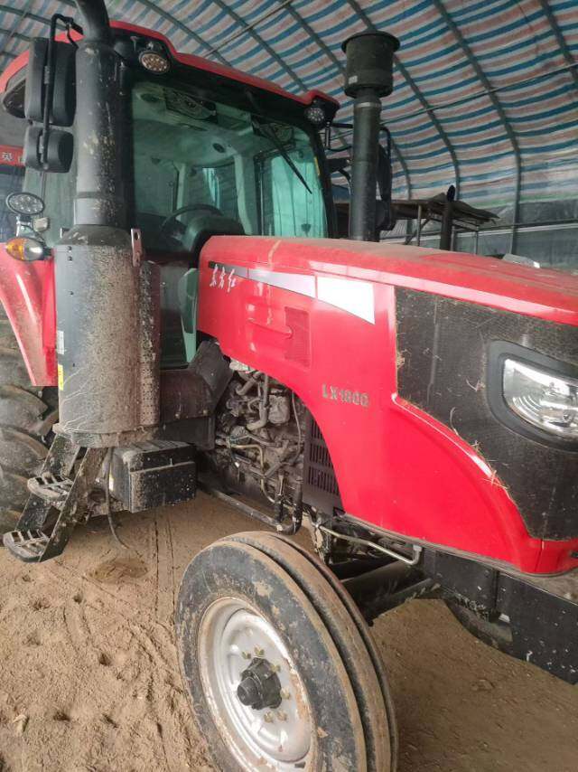 东方红LX1800拖拉机