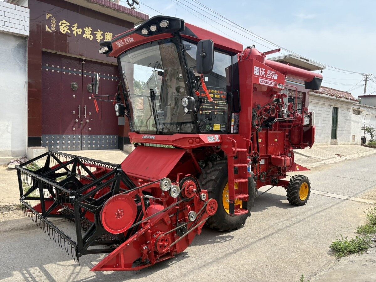 福田雷沃gr3106小麦机