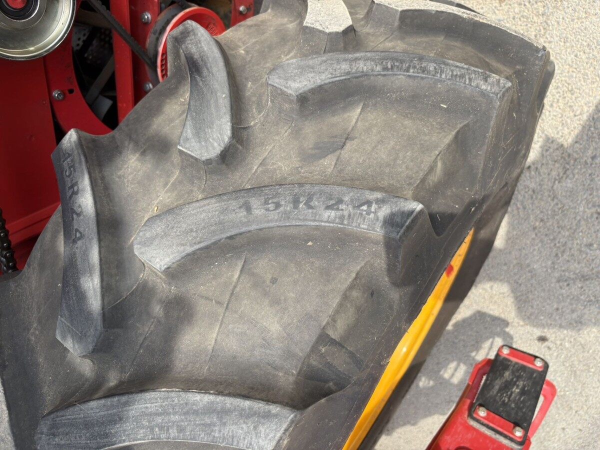 福田雷沃gr3106小麦机