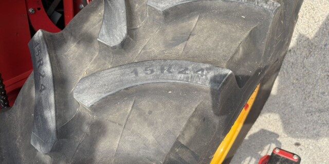 福田雷沃gr3106小麦机