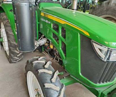 约翰迪尔804-3B拖拉机