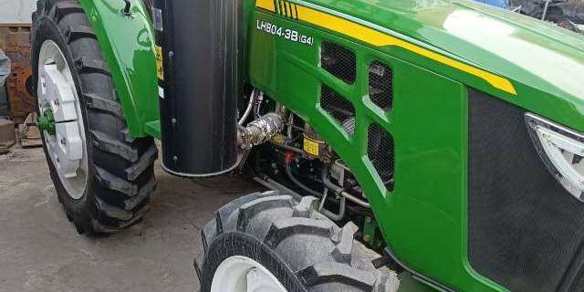 约翰迪尔804-3B拖拉机