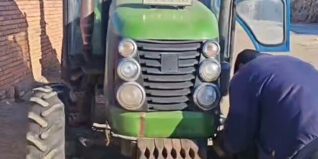 中联耕王704拖拉机