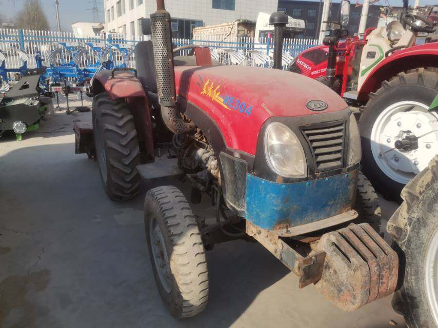 东方红WE304拖拉机